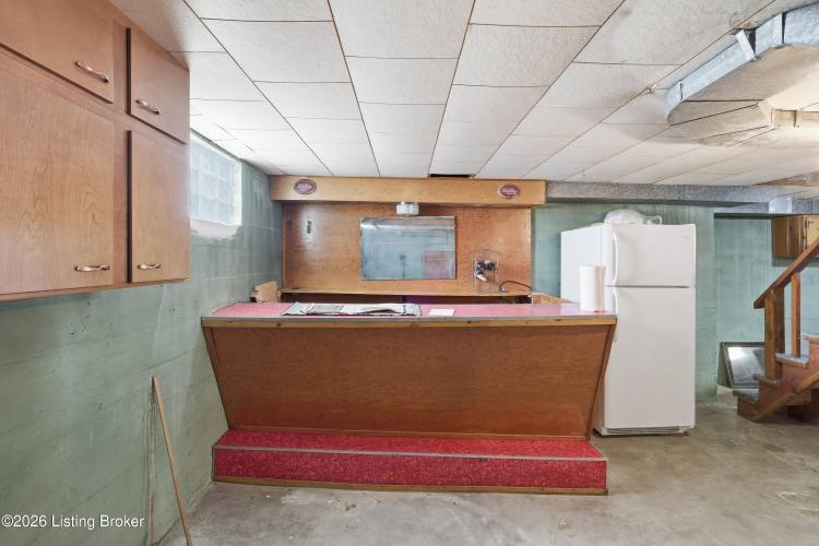 Listing Image 32