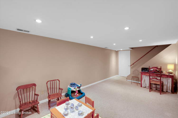 Listing Image 36