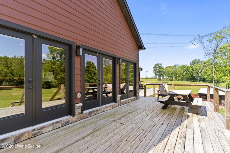 Listing Image 41