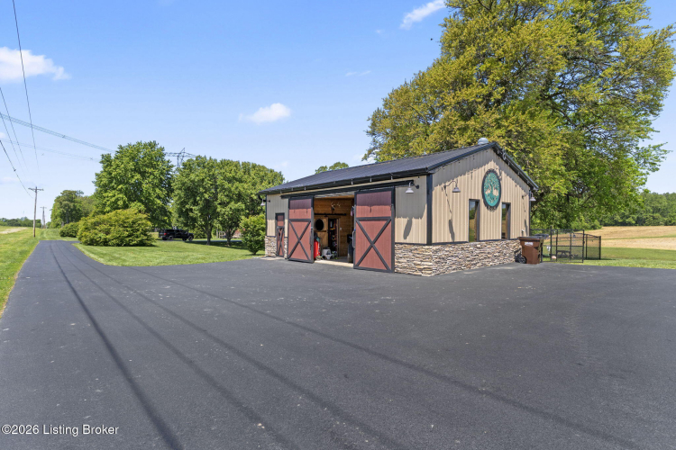 Listing Image 54
