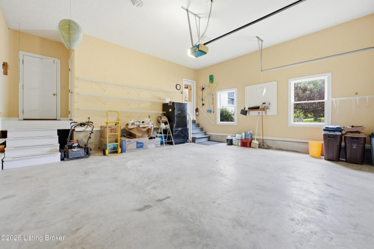 Listing Image 40