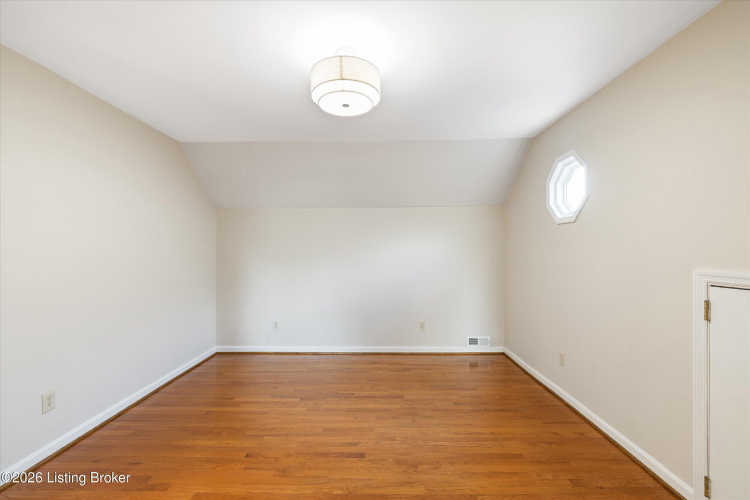 Listing Image 51