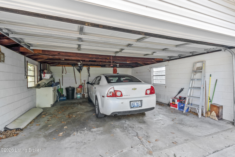 Listing Image 27
