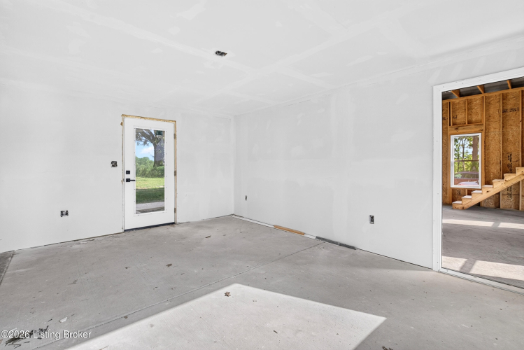 Listing Image 37