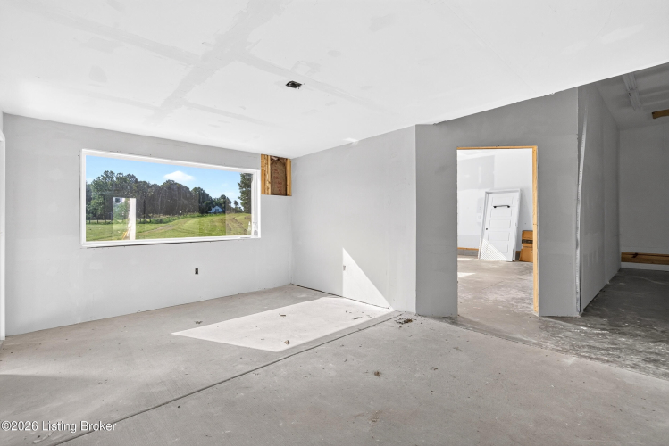 Listing Image 38