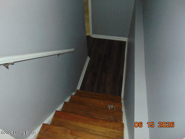 Listing Image 14