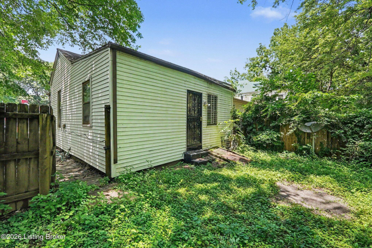 Listing Image 15
