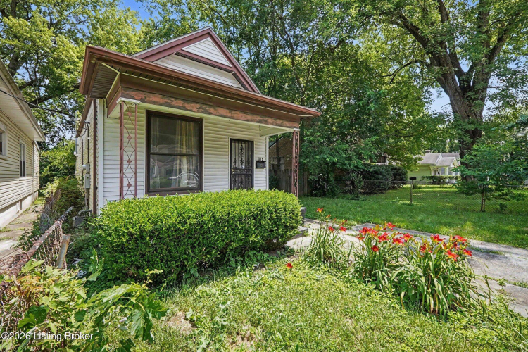Listing Image 4