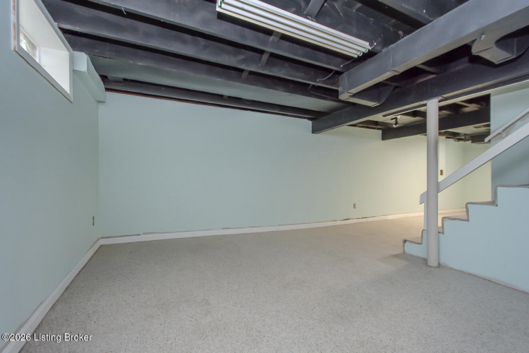 Listing Image 38