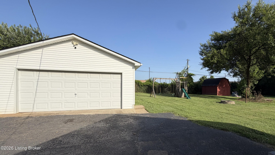 Listing Image 33