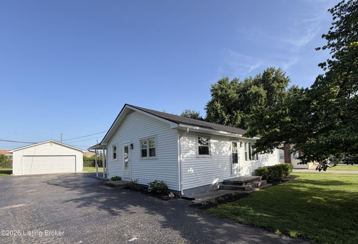 Listing Image 36