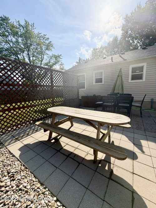 Listing Image 16