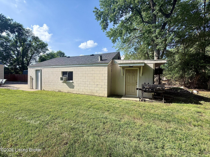 Listing Image 19