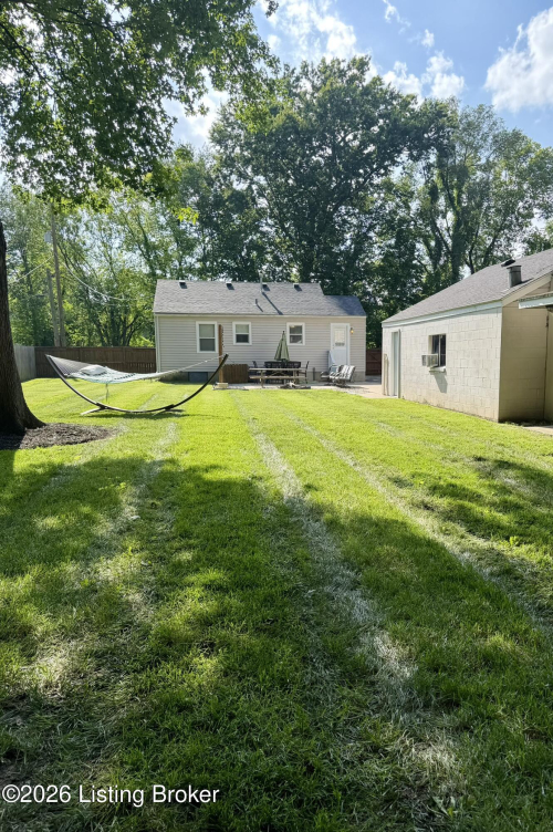 Listing Image 20