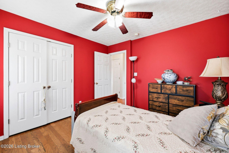 Listing Image 18