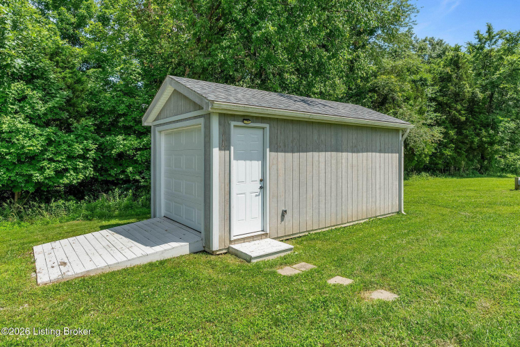 Listing Image 17