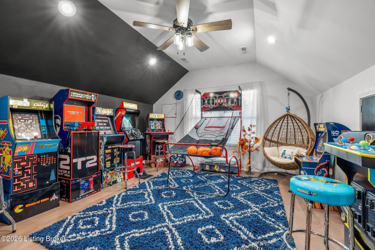 Listing Image 59