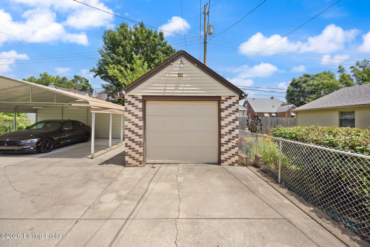 Listing Image 16