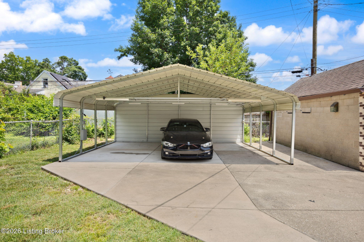 Listing Image 19