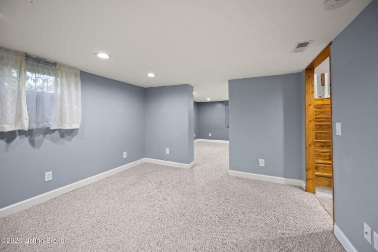 Listing Image 56