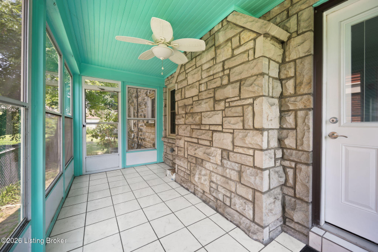 Listing Image 60
