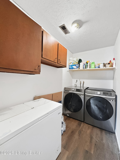 Listing Image 17