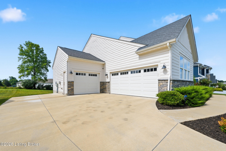 Listing Image 51