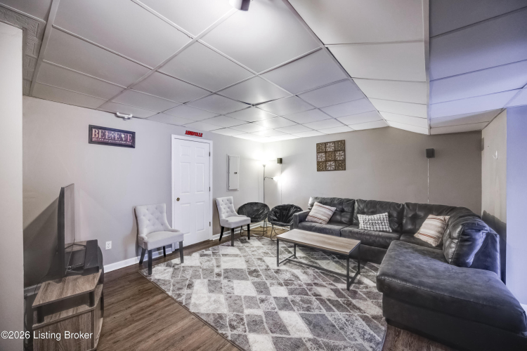 Listing Image 39