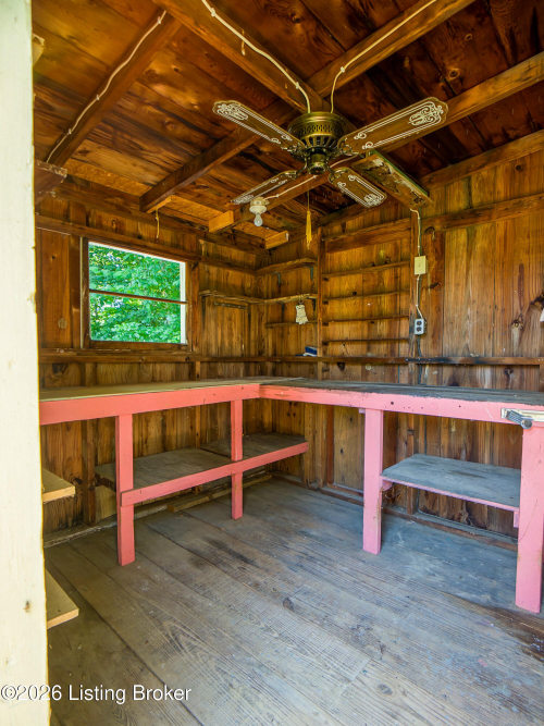 Listing Image 18