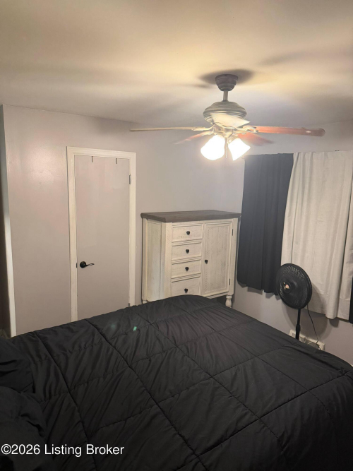 Listing Image 17