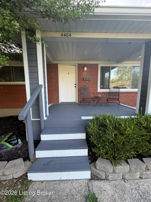 Listing Image 4
