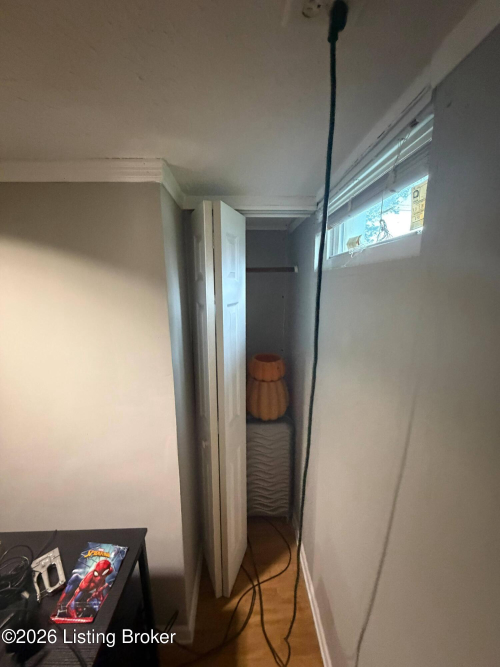 Listing Image 35