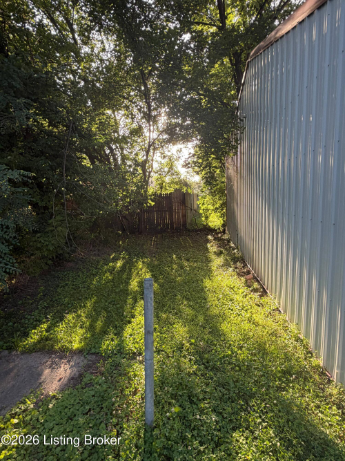 Listing Image 64