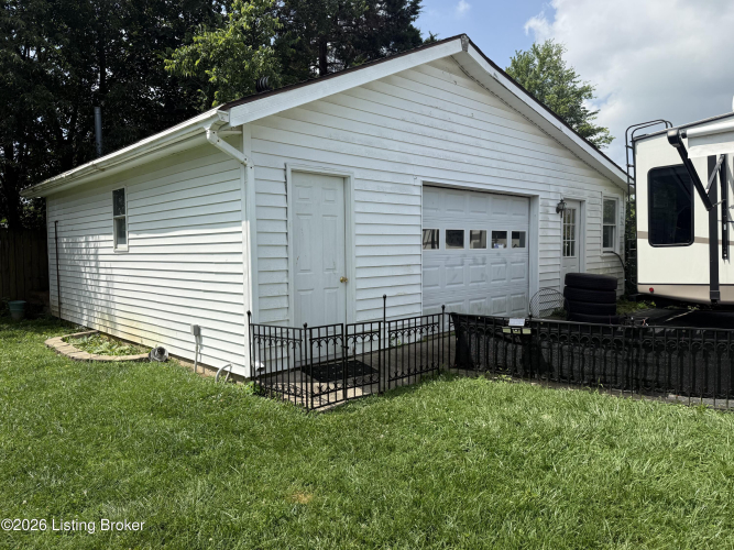 Listing Image 34
