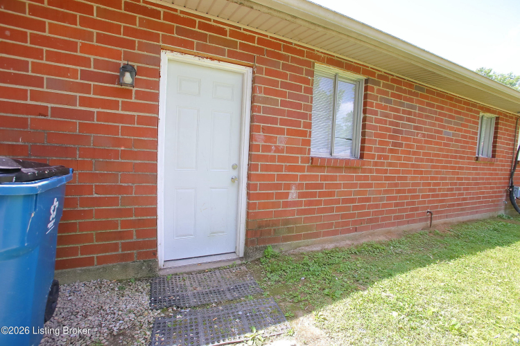 Listing Image 29