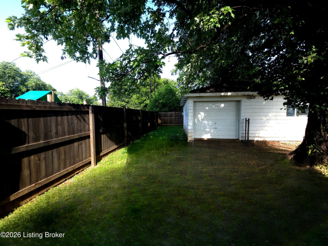 Listing Image 19
