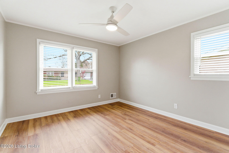 Listing Image 53