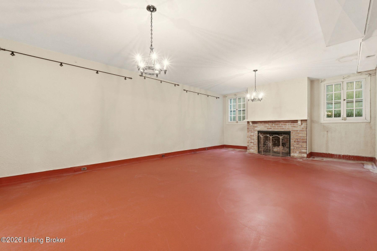 Listing Image 37