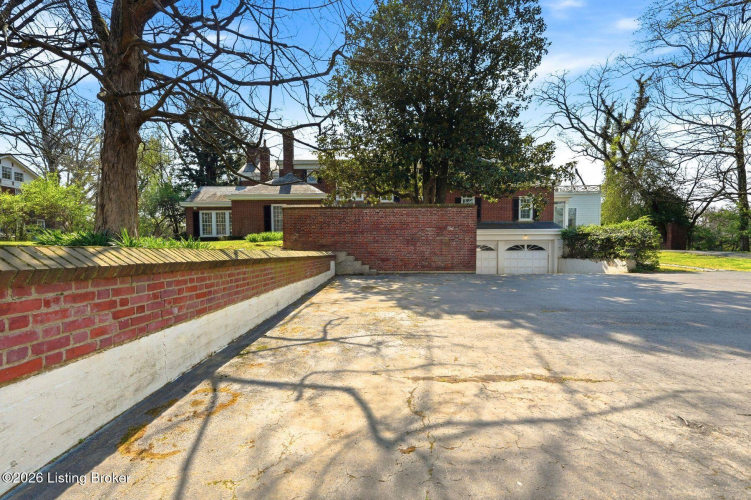 Listing Image 47