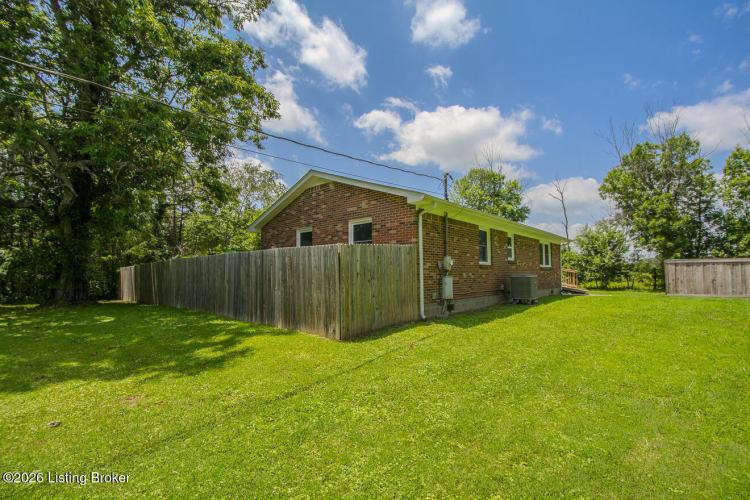 Listing Image 24