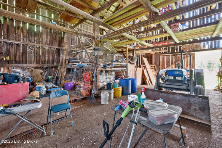 Listing Image 29