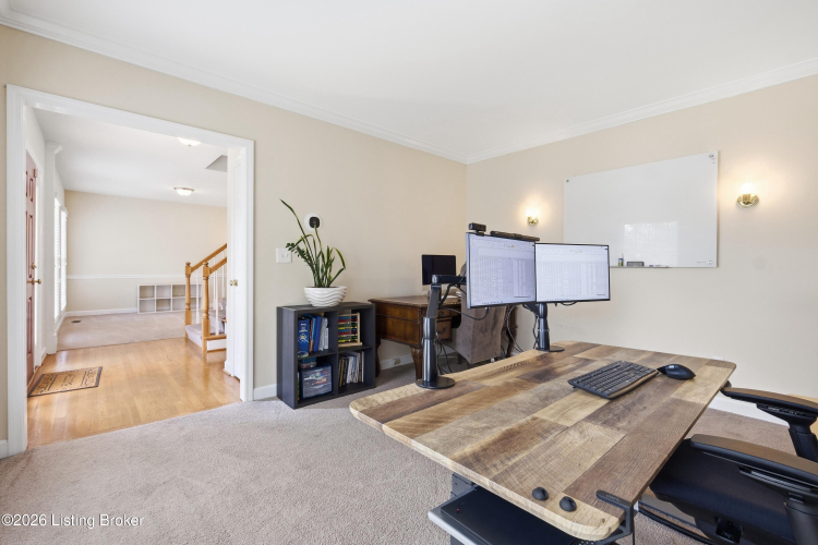 Listing Image 8
