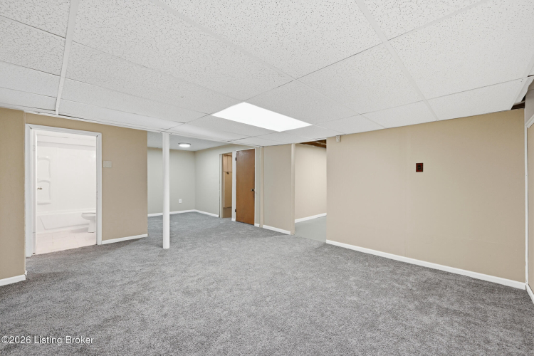 Listing Image 27