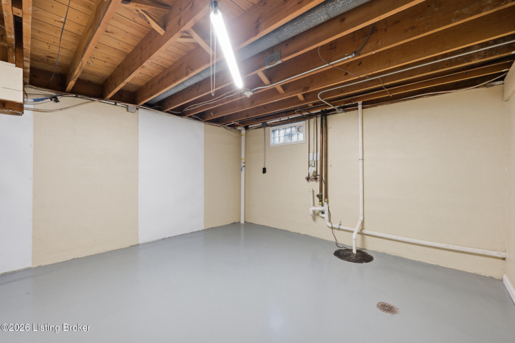Listing Image 30