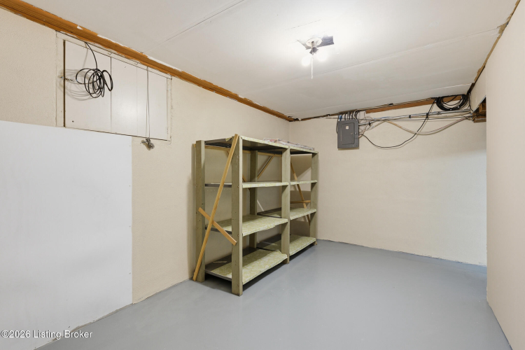 Listing Image 31