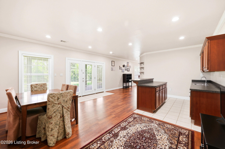 Listing Image 65
