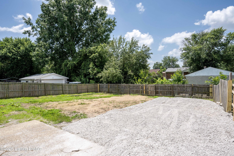 Listing Image 24