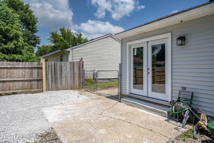 Listing Image 27