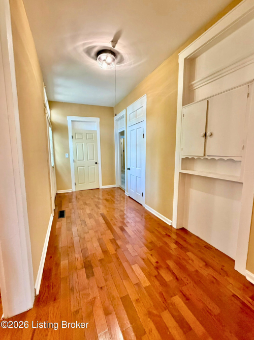 Listing Image 31