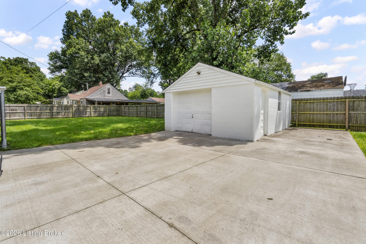 Listing Image 35